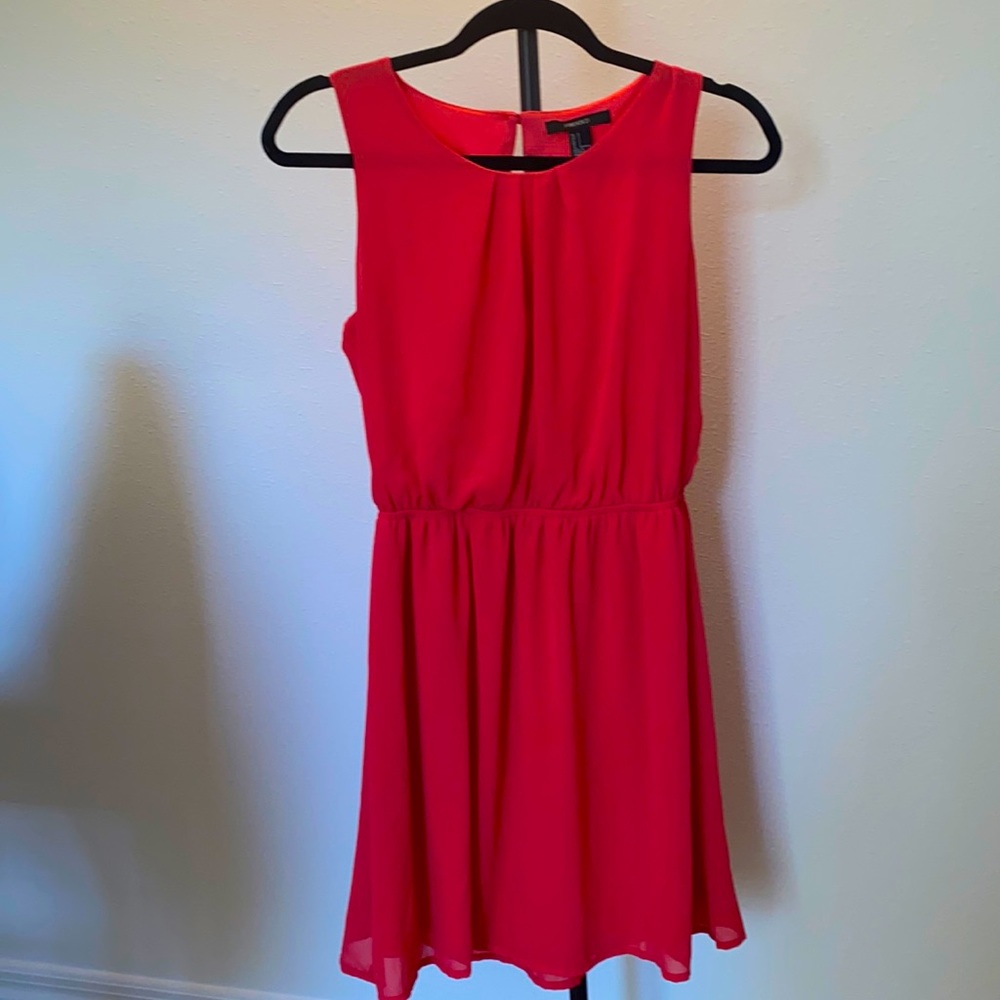 Coral strapless gently used dress